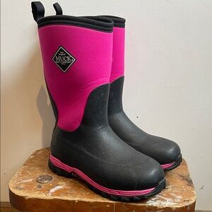 Muck boots kids Sz 5